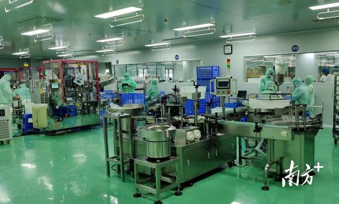 留抵退稅助力松湖企業(yè)“穩(wěn)”運(yùn)營(yíng)、“敢”投資、“能”創(chuàng)新，新材料技術(shù)研發(fā)迎來(lái)新動(dòng)能